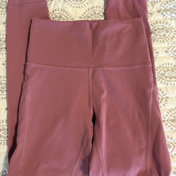 Lululemon Wunder Train Leggings - Picture 3 of 6